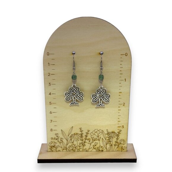 Silver Celtic Knot Earrings Green Aventurine Faceted Cube Gemstone - Picture 5 of 11